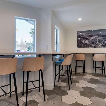 Best Western Plus Executive Suites Redwood City Exterior photo